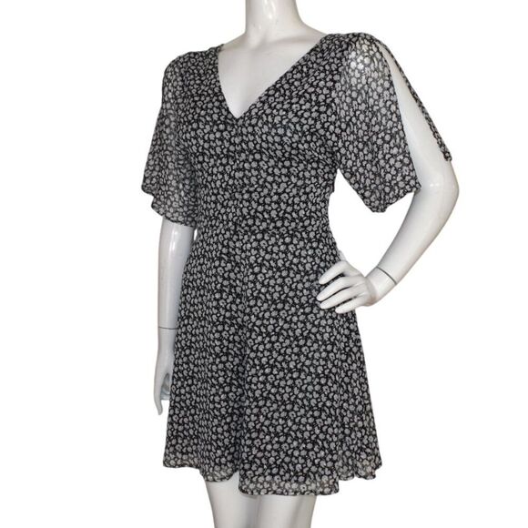 ALL SAINTS Mini Dress, 4, Black/White, Split Flutter Sleeve, V-neck, Sash/Belt - Picture 4 of 15